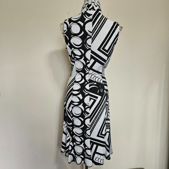 Joseph Ribkoff Black and White Patterned Wedding Dress - Picture 5 of 10